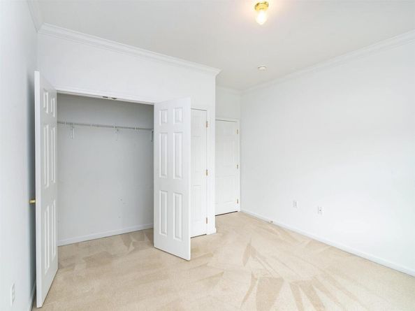 195 Pond View Drive CA0208, Port Washington NY 11050