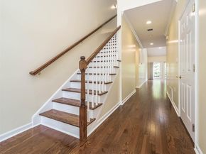 195 Pond View Drive CA0208, Port Washington NY 11050