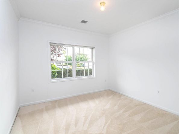 195 Pond View Drive CA0208, Port Washington NY 11050