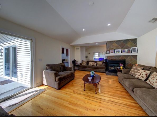 97 Chestnut Street, Mount Sinai NY 11766