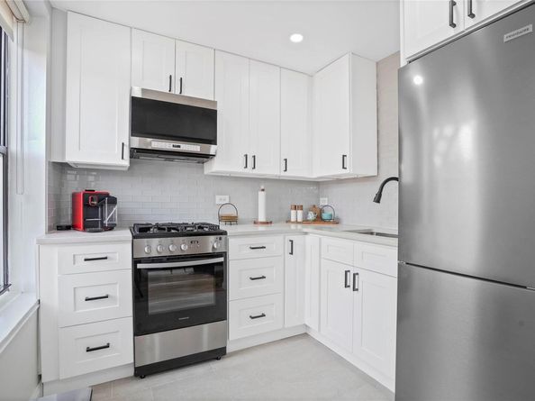 86-29 155th Avenue 5N, Howard Beach NY 11414
