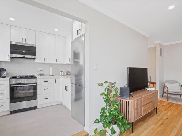 86-29 155th Avenue 5N, Howard Beach NY 11414