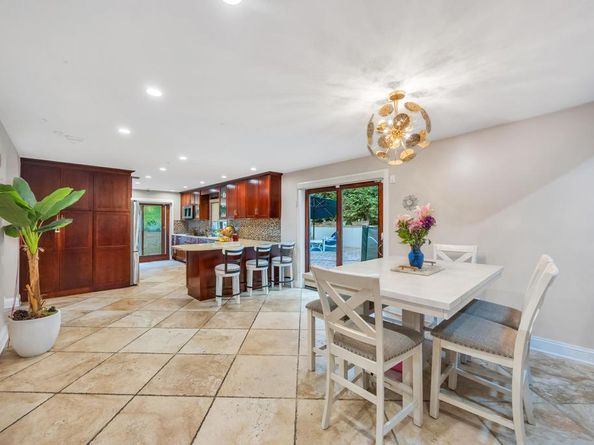 4 2nd Street, Woodbury NY 11797