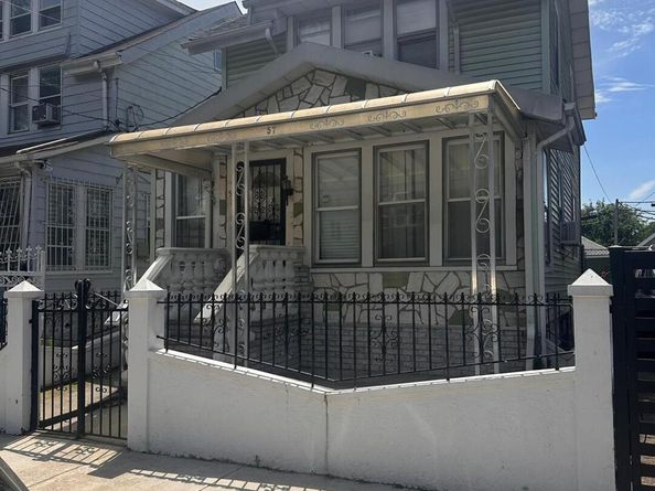 57 Bulwer Place, Brooklyn NY 11207