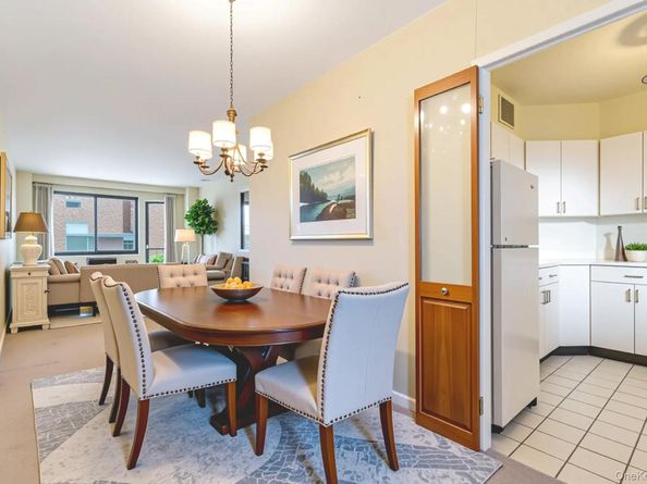 61-15 97th Street 12H, Rego Park NY 11374