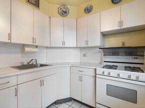 61-15 97th Street 12H, Rego Park NY 11374