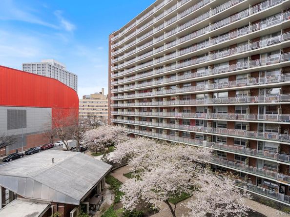 61-15 97th Street 12H, Rego Park NY 11374