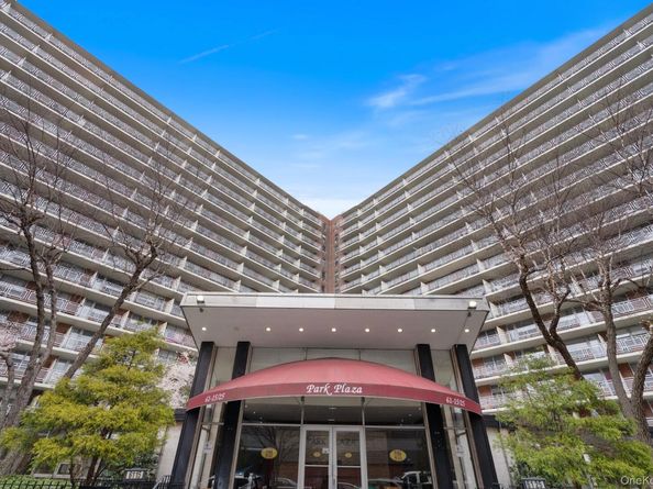 61-15 97th Street 12H, Rego Park NY 11374