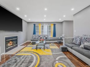 11 Gladysz Way, Port Jefferson NY 11777