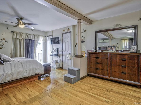 61-47 231 Street, Bayside NY 11364