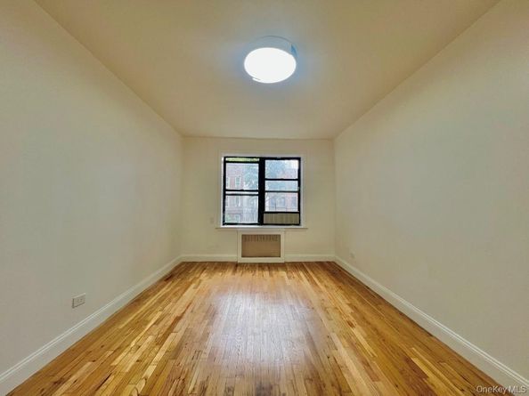 44-21 Macnish Street 2G, Elmhurst NY 11373