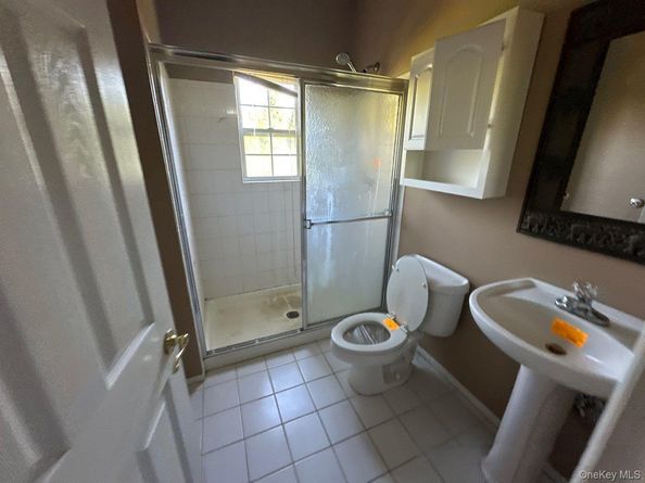 2 East Avenue, Coram NY 11727