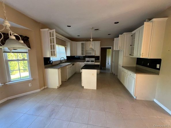 2 East Avenue, Coram NY 11727