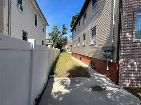 15333 119th Road, Jamaica NY 11434
