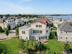 39 Island Point, Bronx NY 10464