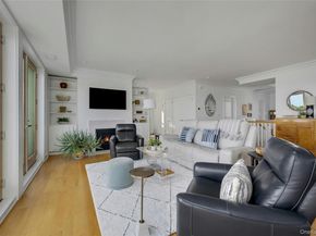 39 Island Point, Bronx NY 10464