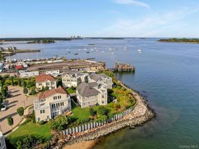 39 Island Point, Bronx NY 10464