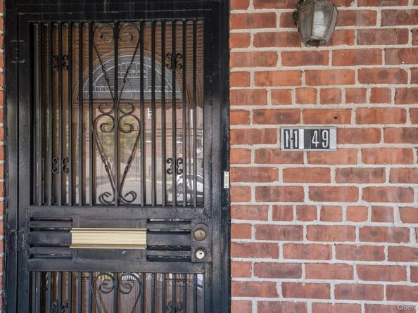 1149 East 219th Street, Bronx NY 10469