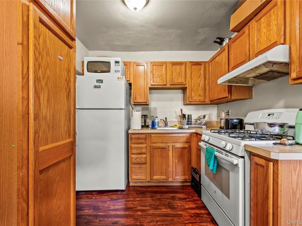 200 Lowndes Avenue A, Huntington NY 11746