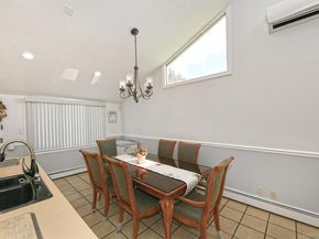 105 Roxton Road, Plainview NY 11803