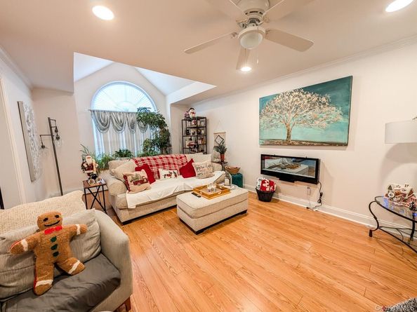 30 Howard Drive, Coram NY 11727