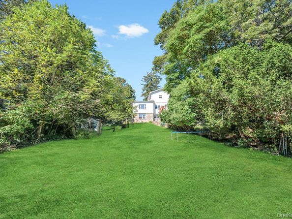 122 Dawn Road, Rocky Point NY 11778