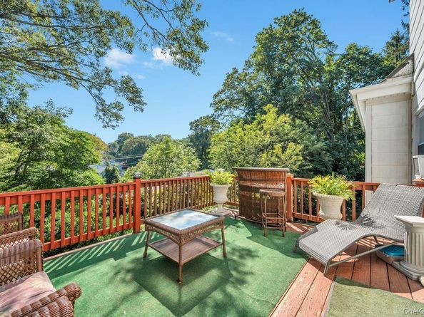 122 Dawn Road, Rocky Point NY 11778