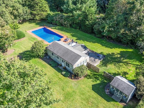 140 Three Mile Harbor Road, East Hampton NY 11937