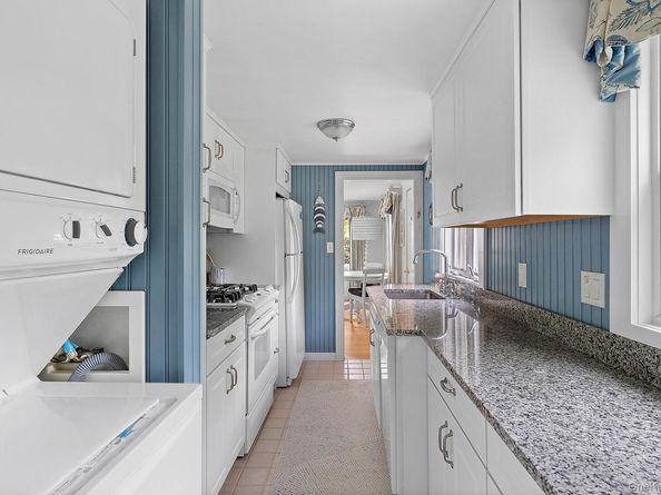 140 Three Mile Harbor Road, East Hampton NY 11937