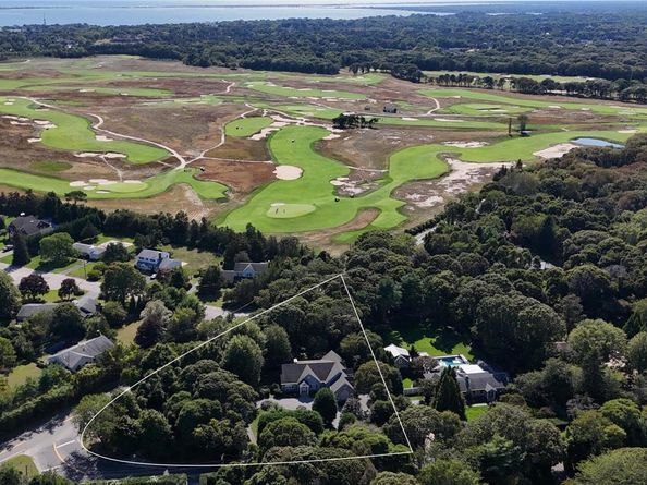 71 Sebonac Inlet Road, Southampton NY 11968