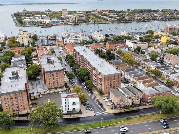 2800 Coyle 622, Brooklyn NY 11235