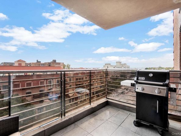 2800 Coyle 622, Brooklyn NY 11235