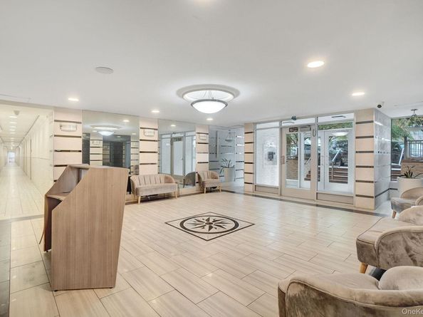 2800 Coyle 622, Brooklyn NY 11235