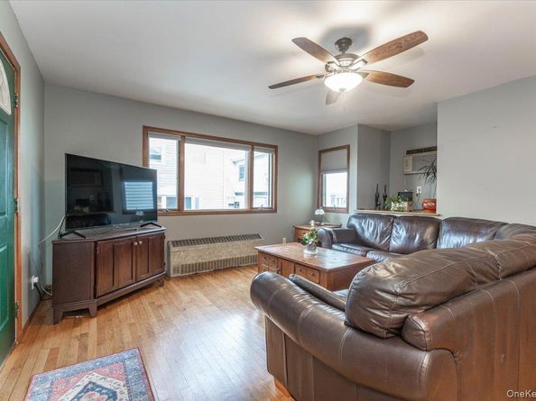 17 Alden Park 17, Bronx NY 10465