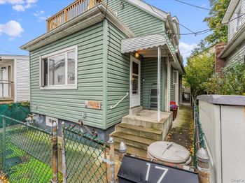 17 Alden Park