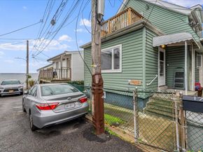 17 Alden Park 17, Bronx NY 10465