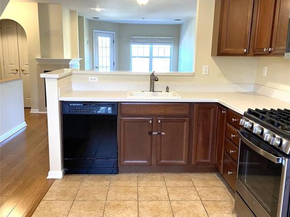 421 Northview Court 421, Peekskill NY 10566