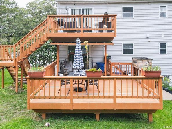 129 Berkshire Drive, Farmingville NY 11738