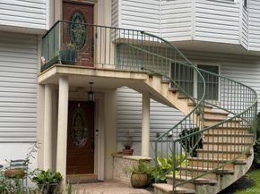 129 Berkshire Drive, Farmingville NY 11738