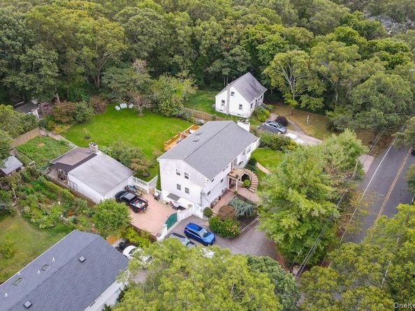 129 Berkshire Drive, Farmingville NY 11738