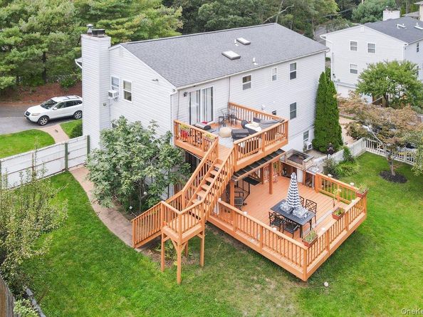 129 Berkshire Drive, Farmingville NY 11738