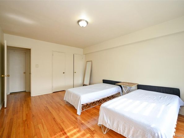 34-25 150th Place 2C, Flushing NY 11354