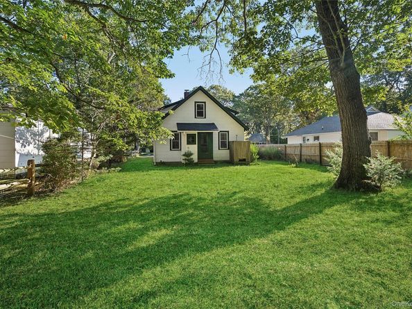 2230 Sigsbee Road, Mattituck NY 11952
