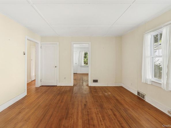 2230 Sigsbee Road, Mattituck NY 11952