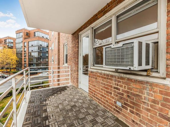 3530 Henry Hudson Parkway E 2C, Bronx NY 10463