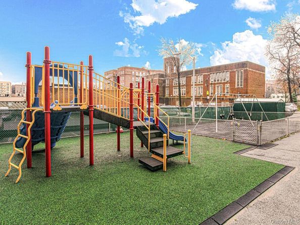 3530 Henry Hudson Parkway E 2C, Bronx NY 10463