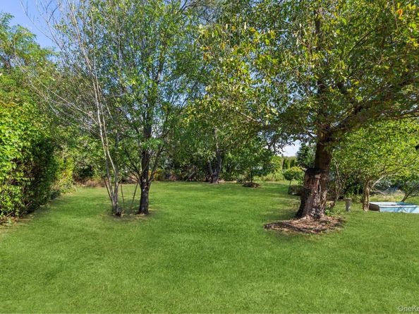 7 Washington Street, Hicksville NY 11801