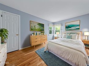 7 Washington Street, Hicksville NY 11801