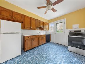 7 Washington Street, Hicksville NY 11801