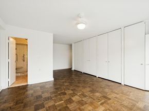166-25 Powells Cove Boulevard 3F, Beechhurst NY 11357